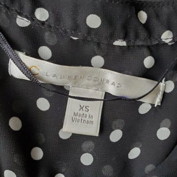 💍Lauren Conrad Polka dot Blouse - Picture 2 of 8